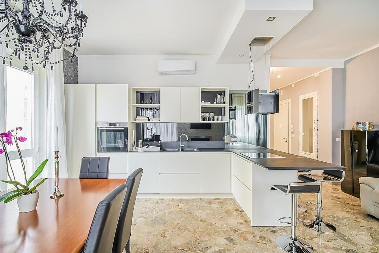 Elegant & Spacious - 30 Min From Venice - King Beds! Τρεβίζο Εξωτερικό φωτογραφία